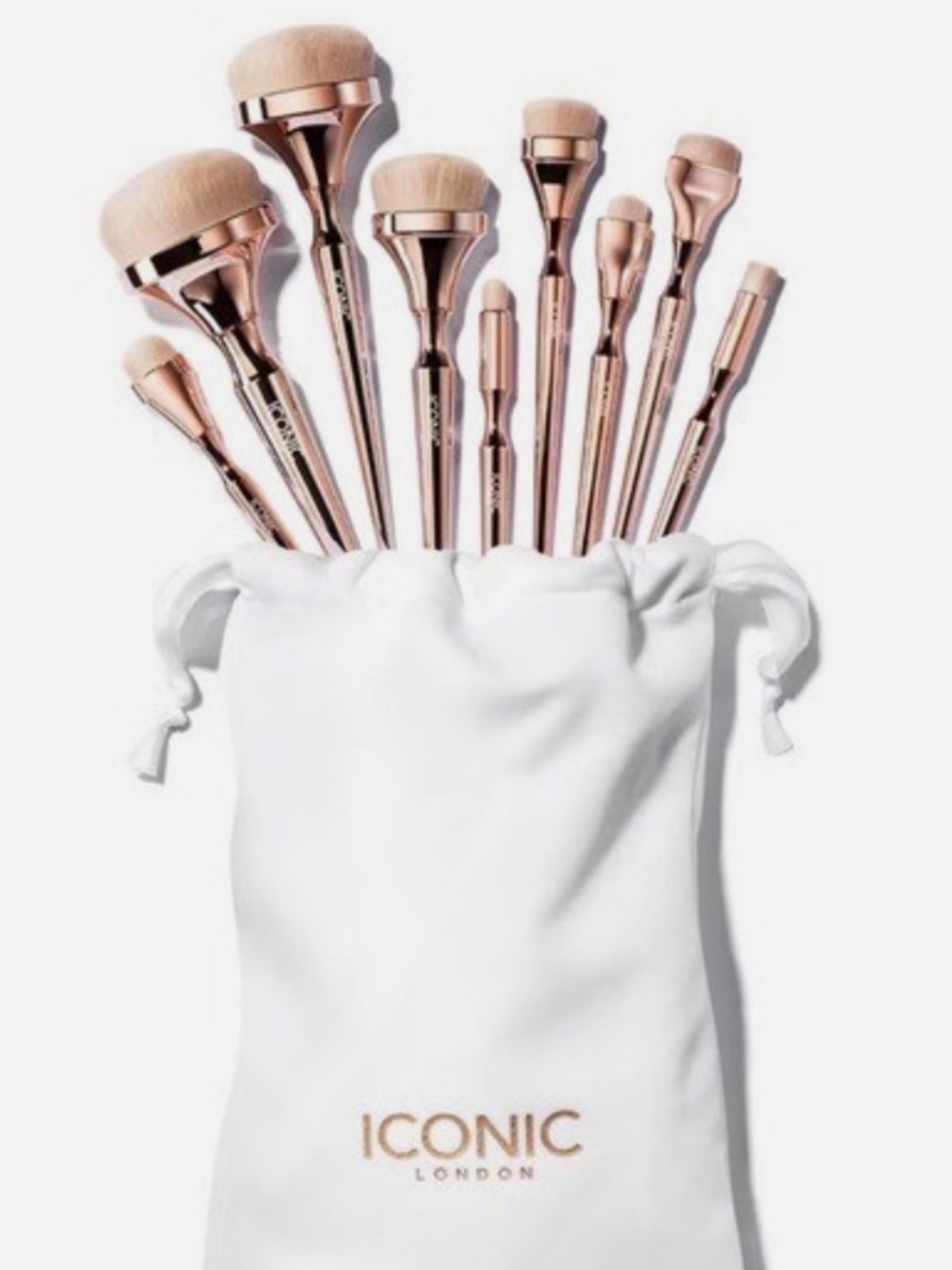 ICONIC LONDON┆9 Pieces┆Luxury Makeup Brush Set Blend, Buff & Polish ┆266